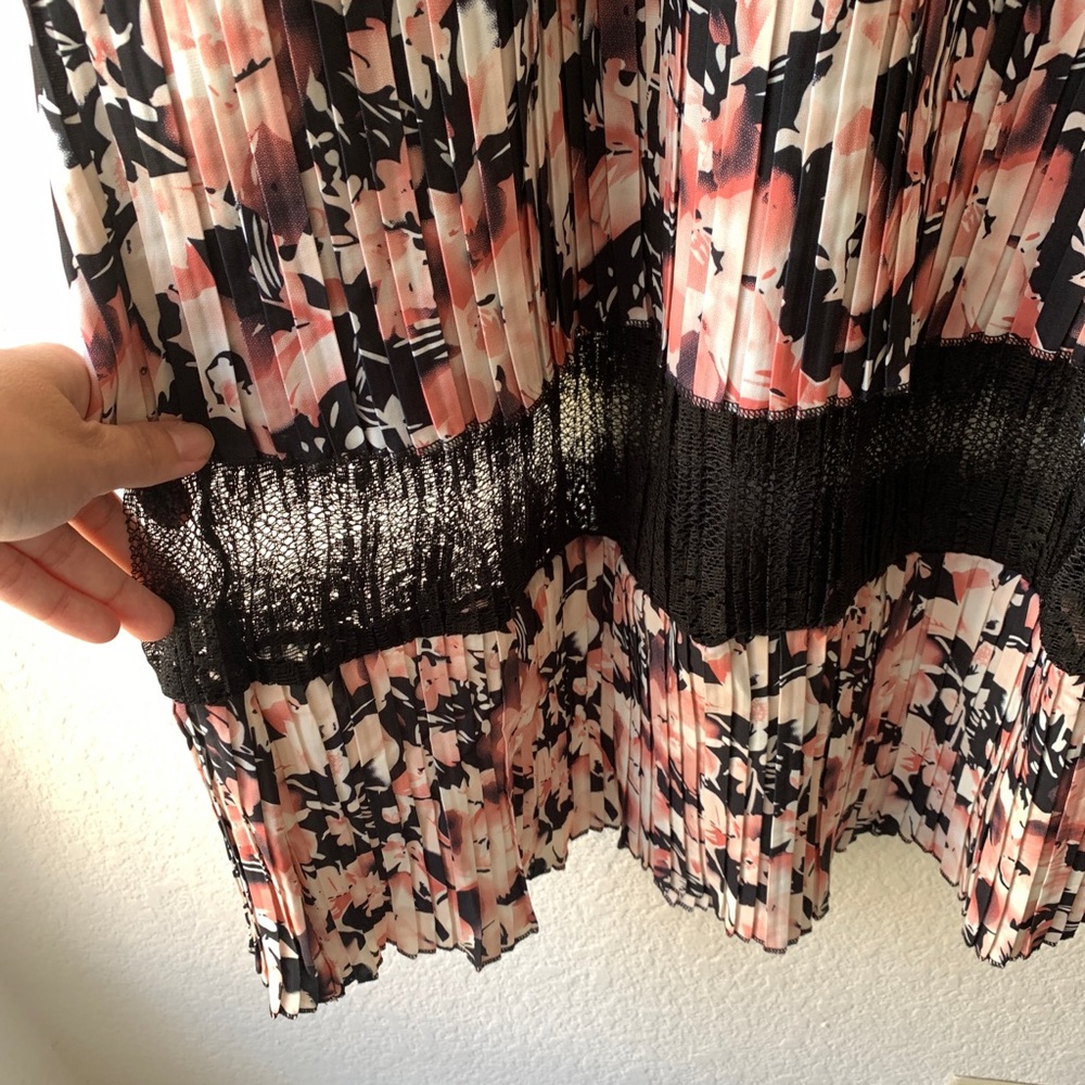 Foxiedox Jasmine Lace Pleated Floral Midi Dress XS - Picture 8 of 16